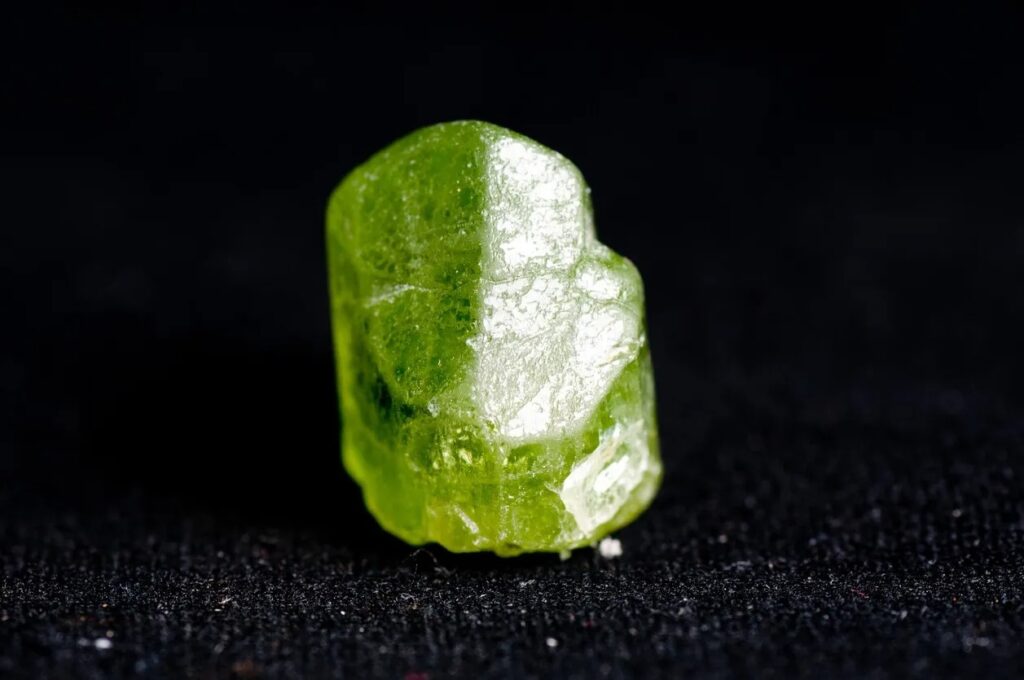Forsterite image 1
