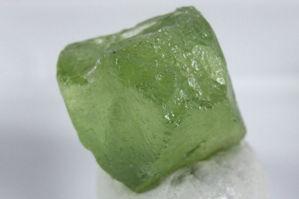 Forsterite image 2